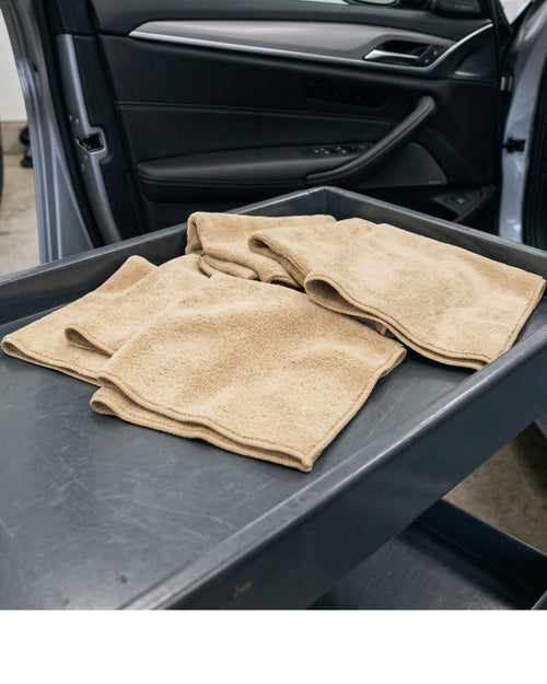 Kamxg Polishloop Edgeless Microfiber Detailing Cloths 14 x 14 in Sand 6 Pack - Lifestyle view